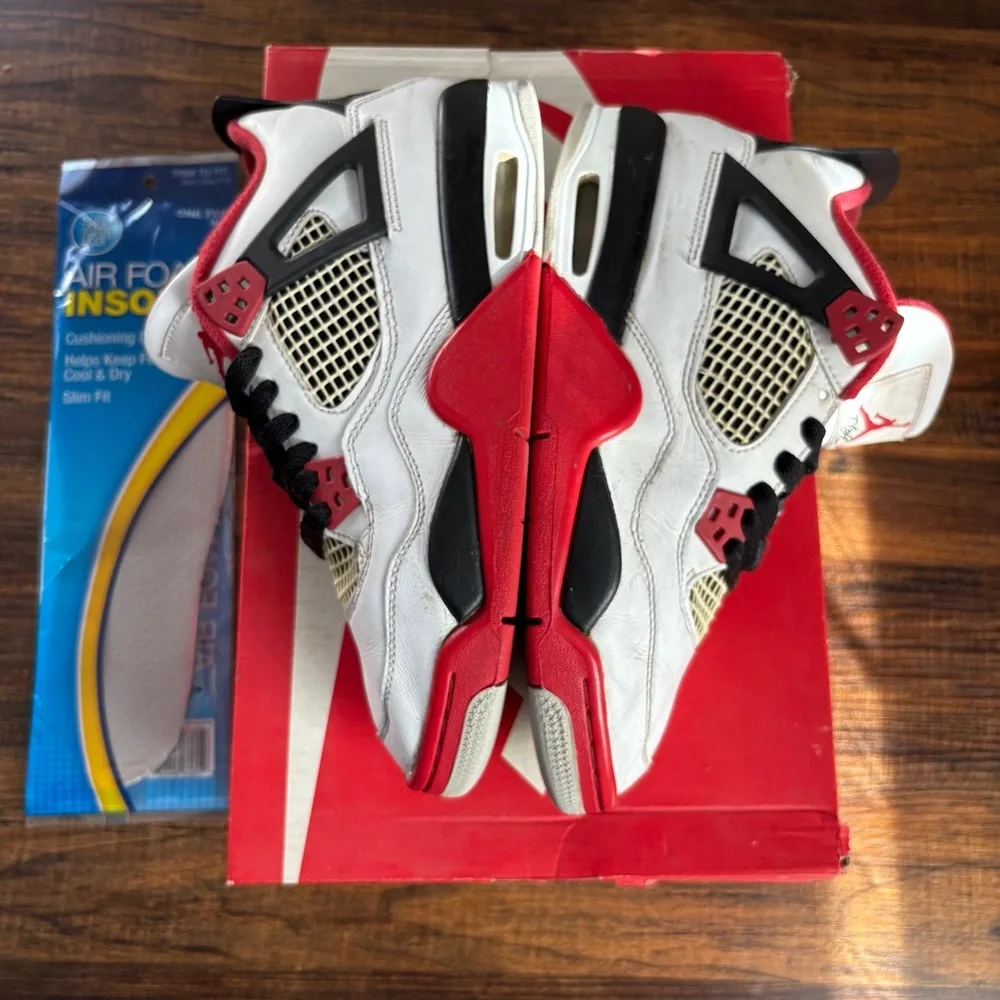 Air Jordan 4 Retro Fire Red (2020) (GS)